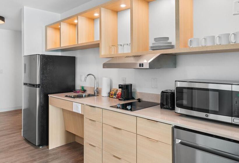 ホテル Towneplace Suites Jacksonville Airport