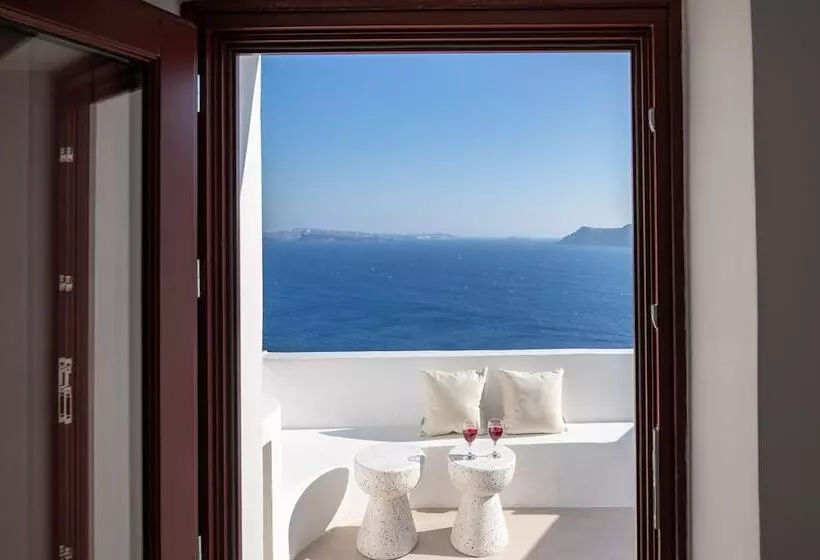 Kyrkos Residency