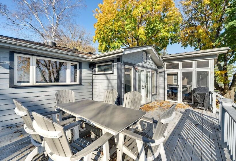 Lakefront Edgerton Cottage W/ Deck & Grill!