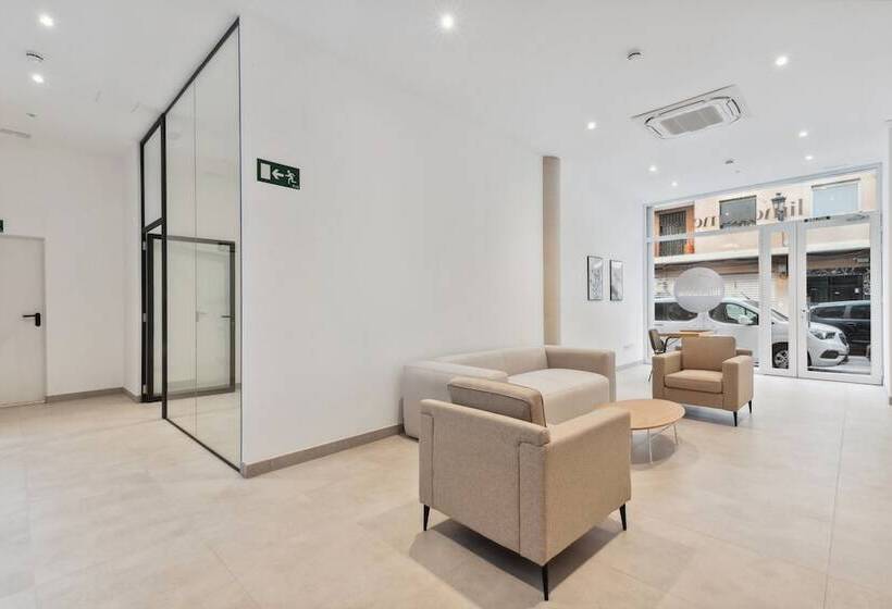 Limehome Valencia Carrer Del Pare Palau