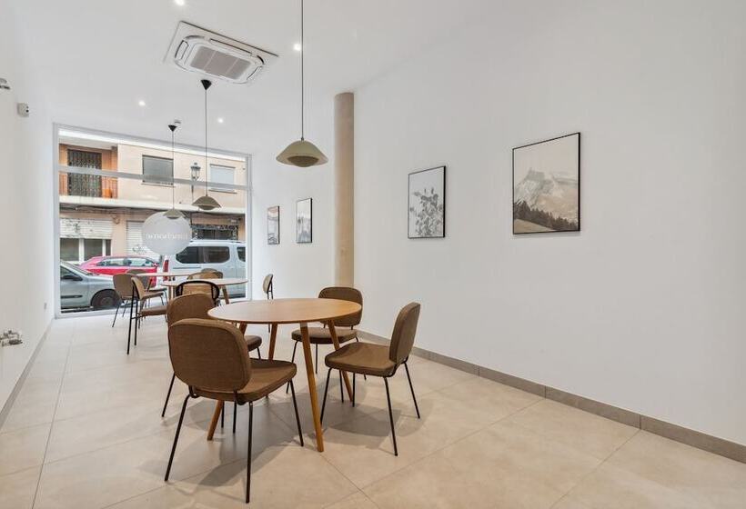 Limehome Valencia Carrer Del Pare Palau