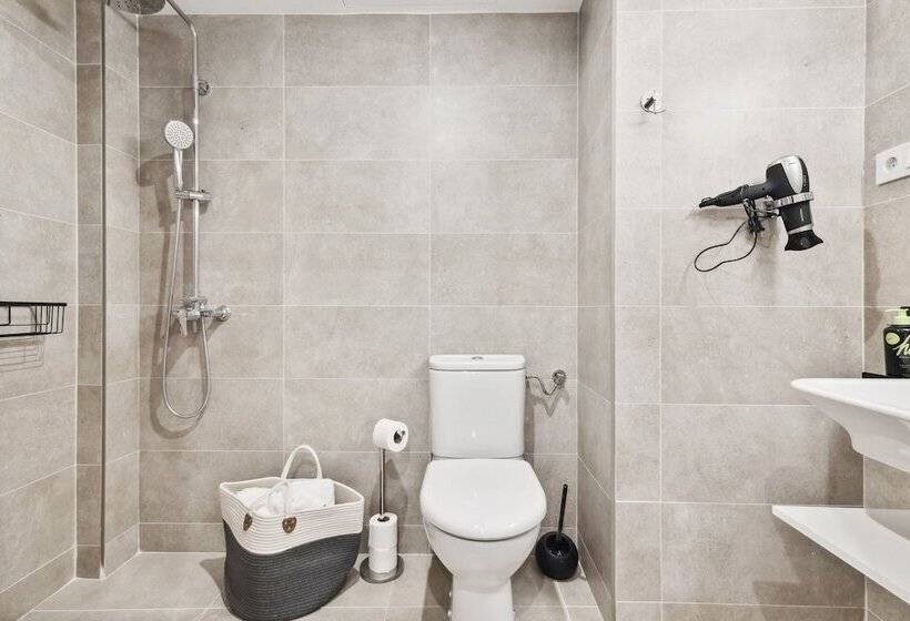 Limehome Valencia Carrer Del Pare Palau