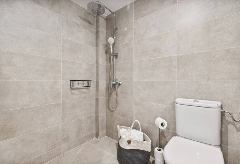 Limehome Valencia Carrer Del Pare Palau