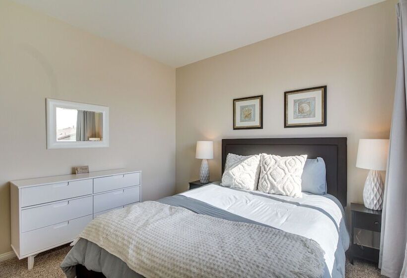 Stunning Indio Home W/ Private Pool & Spa!