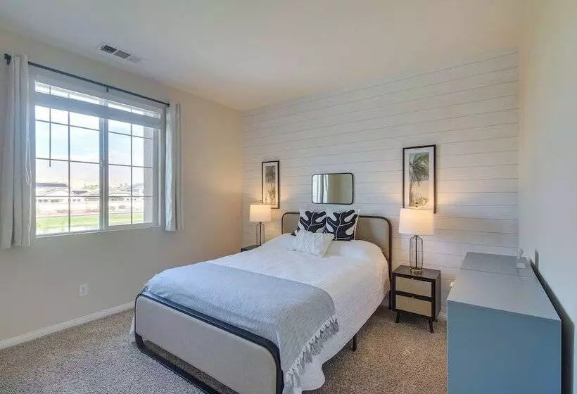 Stunning Indio Home W/ Private Pool & Spa!