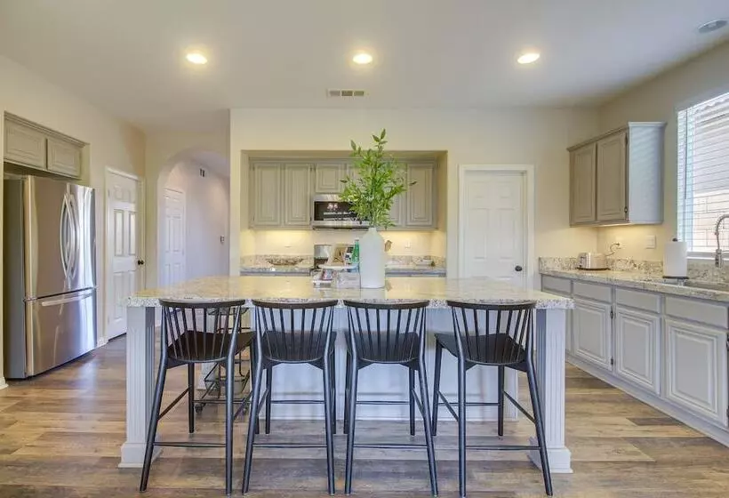 Stunning Indio Home W/ Private Pool & Spa!