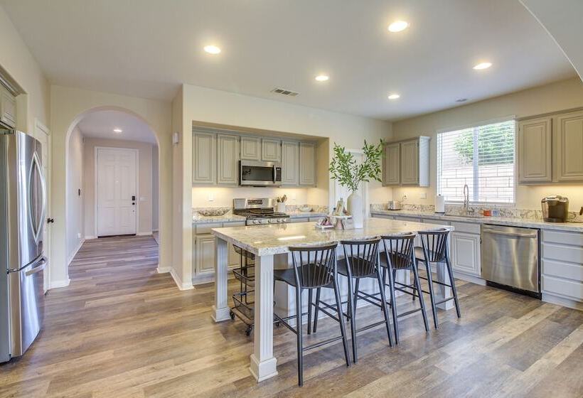 Stunning Indio Home W/ Private Pool & Spa!