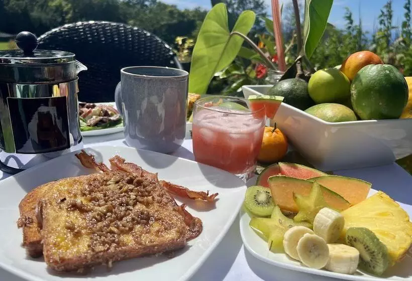 Mango Sunset Bed And Breakfast