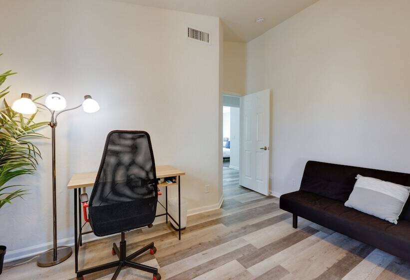 Modern Chandler Retreat W/ Private Outdoor Pool