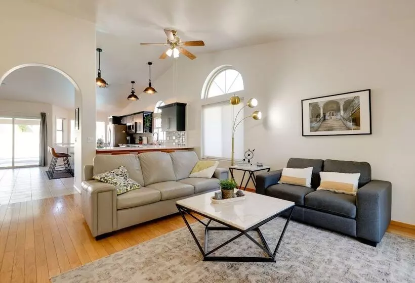 Modern Chandler Retreat W/ Private Outdoor Pool