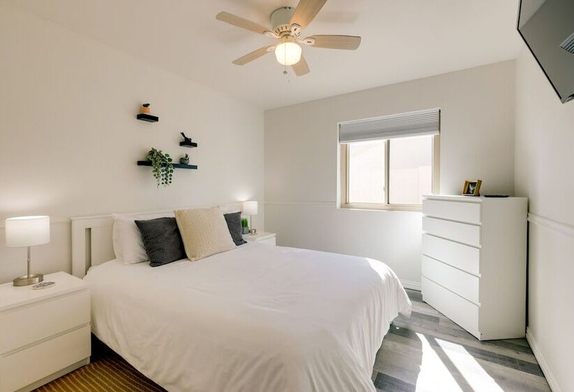 Modern Chandler Retreat W/ Private Outdoor Pool