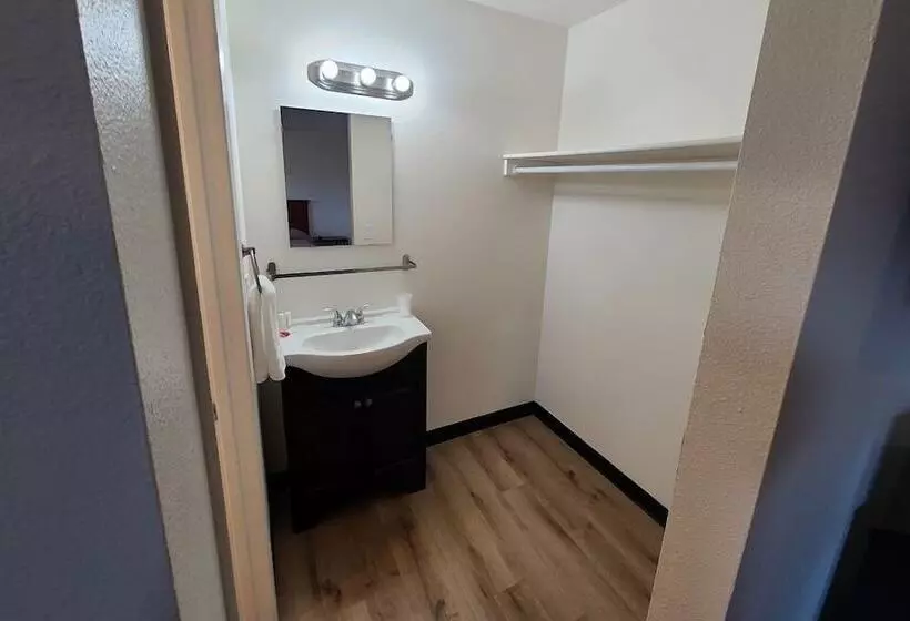 モーテル K&e Motor Inn