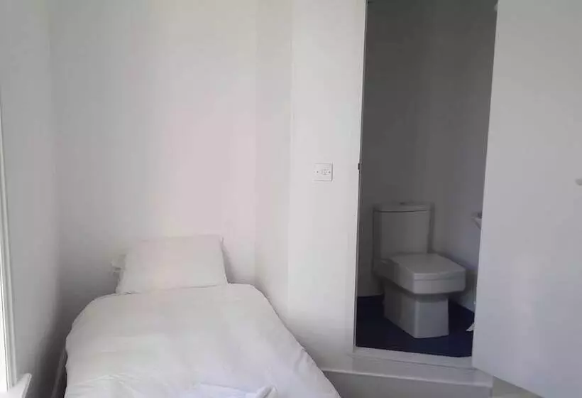 Majatalo Lynden And Cypress House