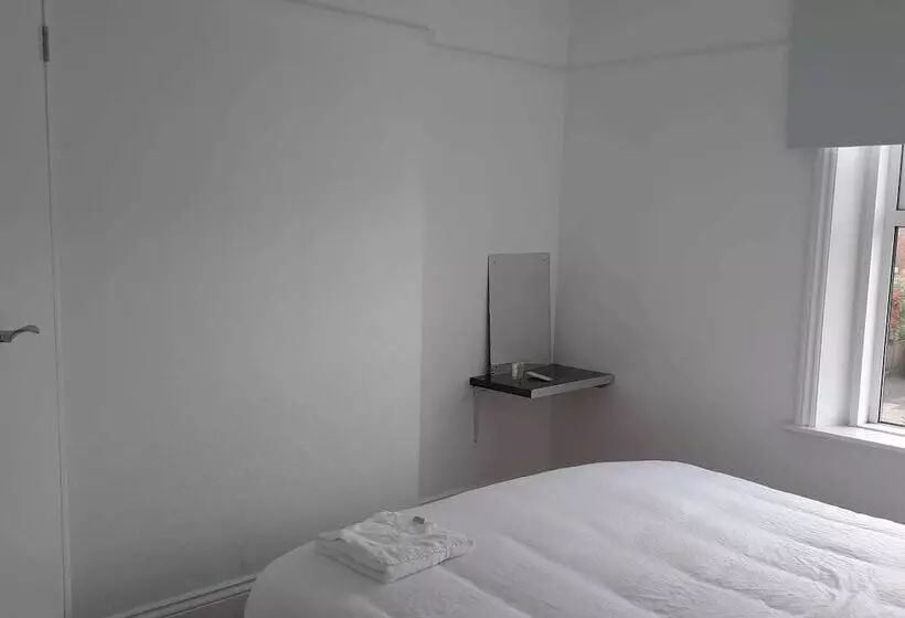 Majatalo Lynden And Cypress House