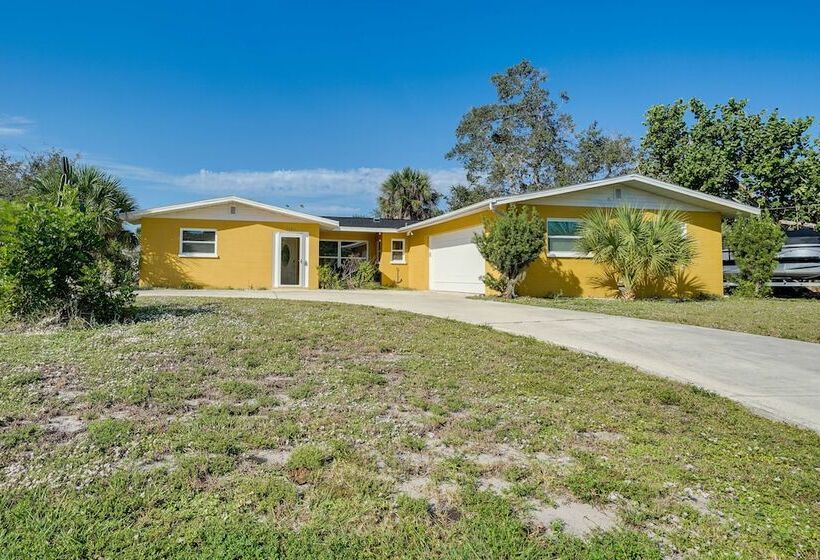 Pet Friendly Englewood Home   4 Mi To Beach!