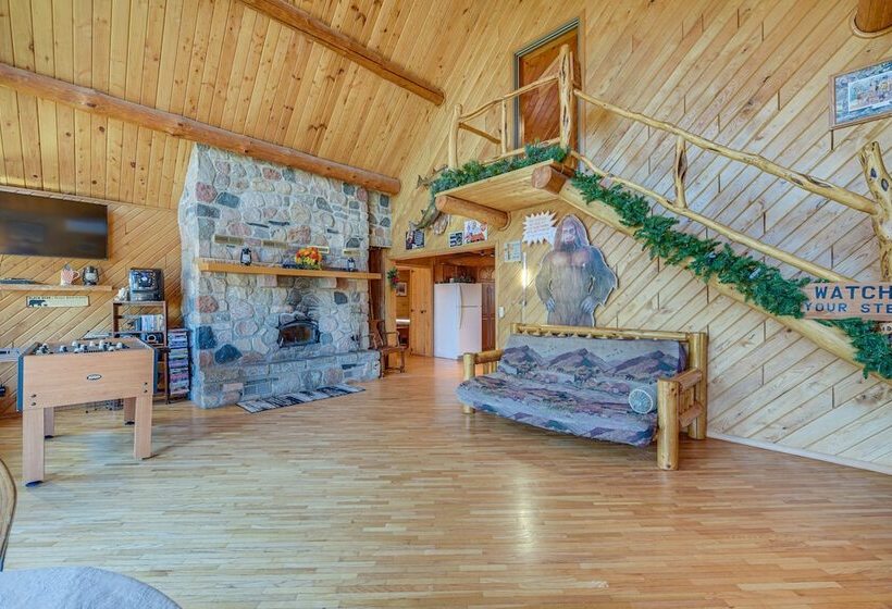 Secluded Log Cabin < 1 Mi To Munger State Trail!