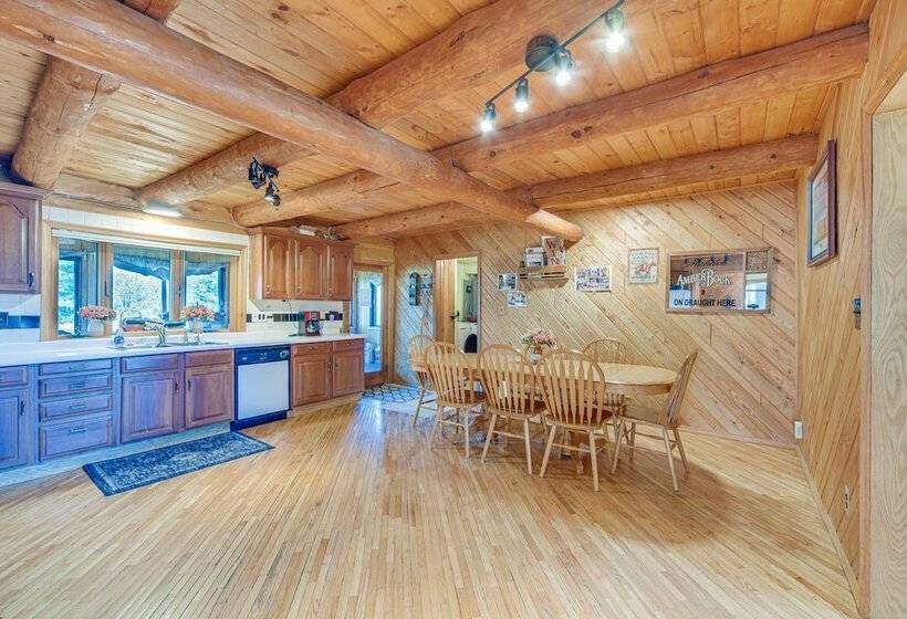 Secluded Log Cabin < 1 Mi To Munger State Trail!