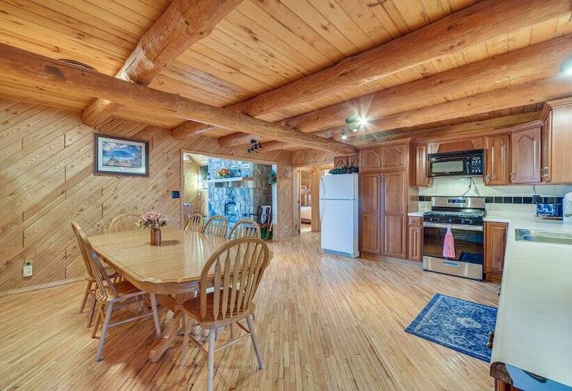 Secluded Log Cabin < 1 Mi To Munger State Trail!