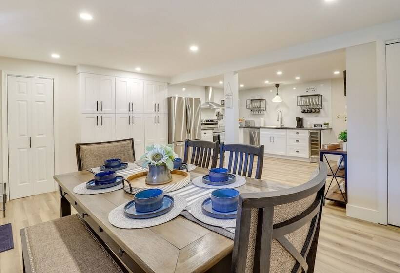 Stellar Long Pond Home With Hot Tub And Fire Pit!