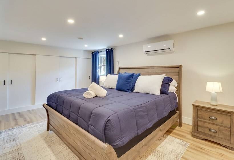 Stellar Long Pond Home With Hot Tub And Fire Pit!