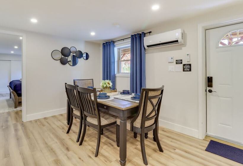 Stellar Long Pond Home With Hot Tub And Fire Pit!