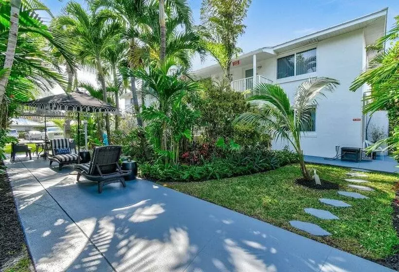 Sunshine Shores Boutique Apartments