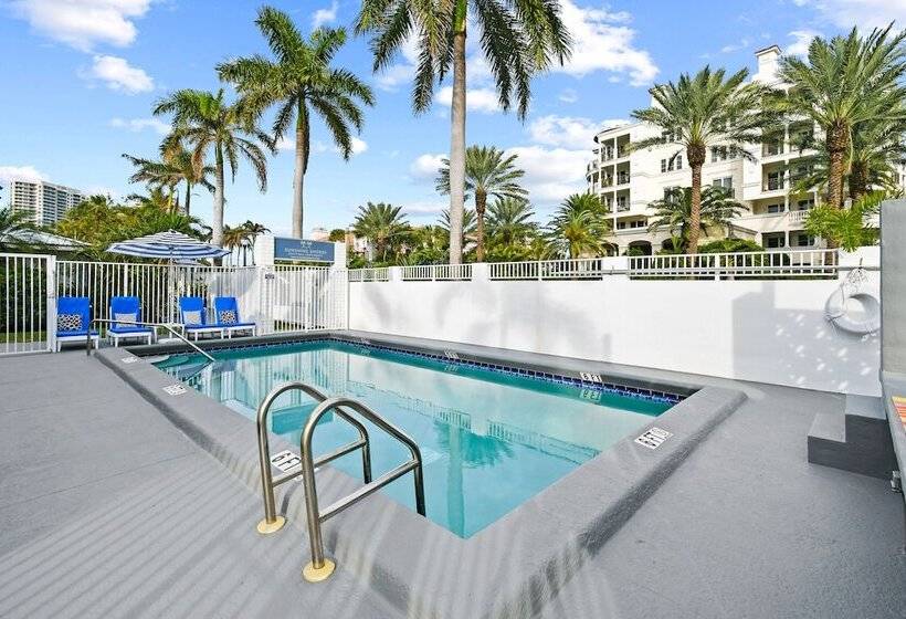 Sunshine Shores Boutique Apartments