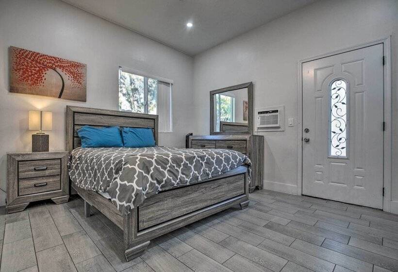 Updated San Diego Home: Walk To Balboa Park!