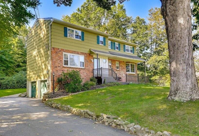 Vernon Township Home W/private Hot Tub Near Skiing