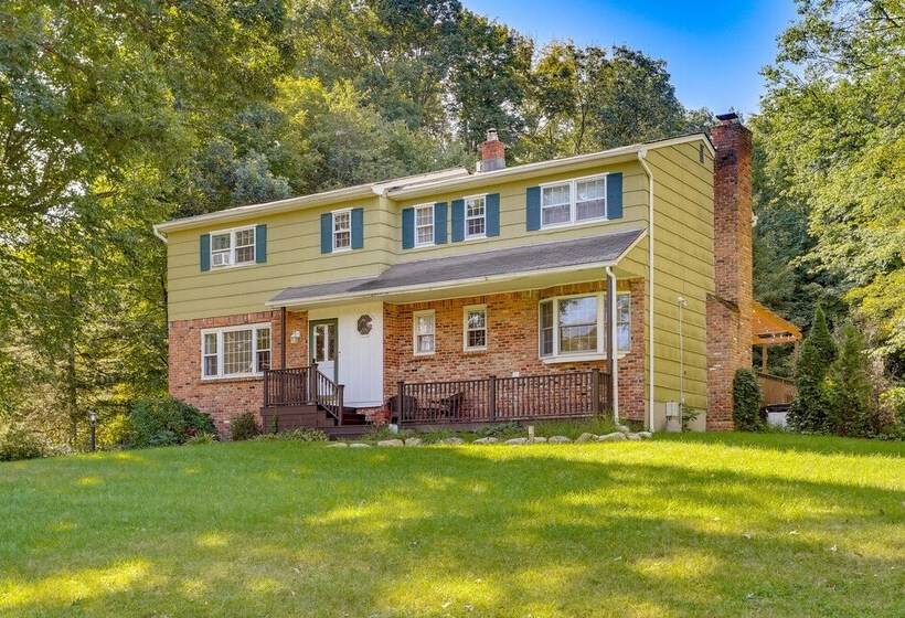 Vernon Township Home W/private Hot Tub Near Skiing