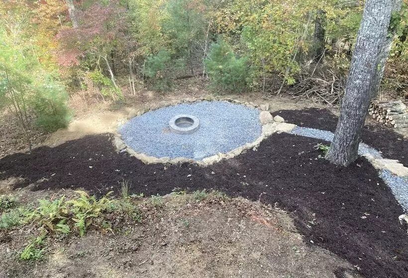 Gorgeous & Secluded 3 Bdr Cabin In Mineral Bluff!