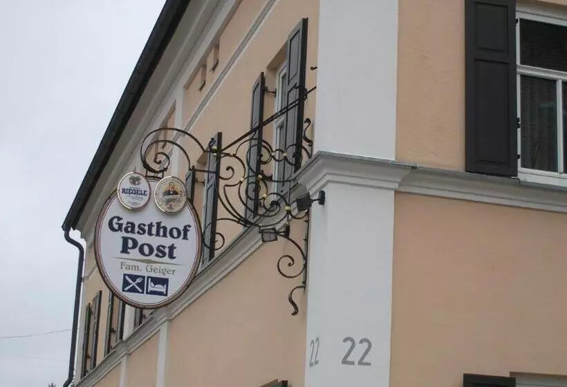 ユースホステル Gasthof Post
