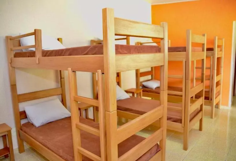 Retkeilymaja Pousada Recanto Dos Maximianos