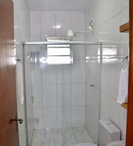 Retkeilymaja Pousada Recanto Dos Maximianos