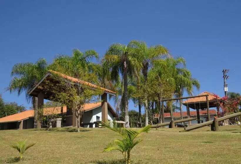 Retkeilymaja Pousada Recanto Dos Maximianos