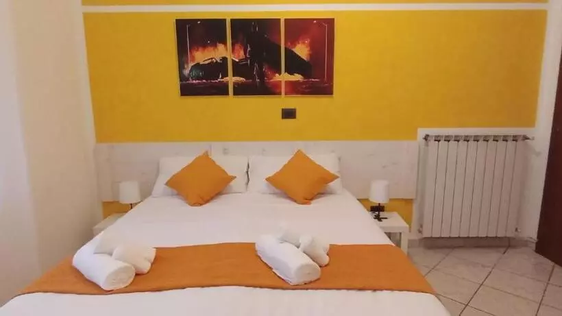 تختخواب و صبحانه G&g Giusy E Gabry