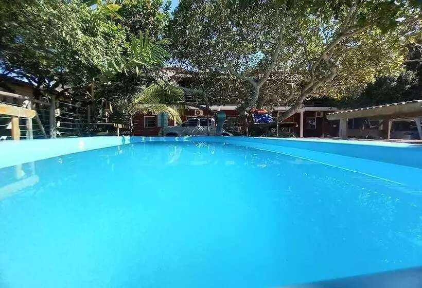 簡易ホテル Pousada Mary Sales