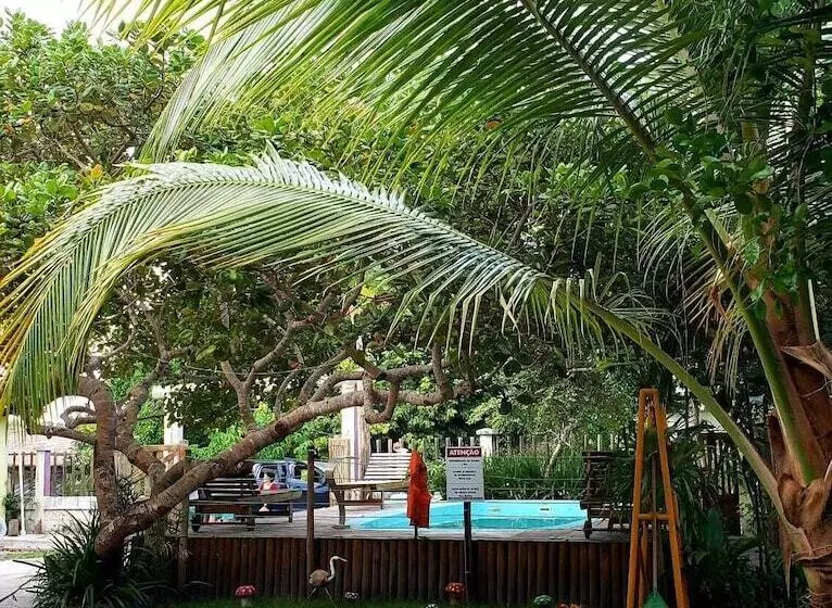 簡易ホテル Pousada Mary Sales