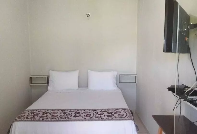 簡易ホテル Pousada Mary Sales