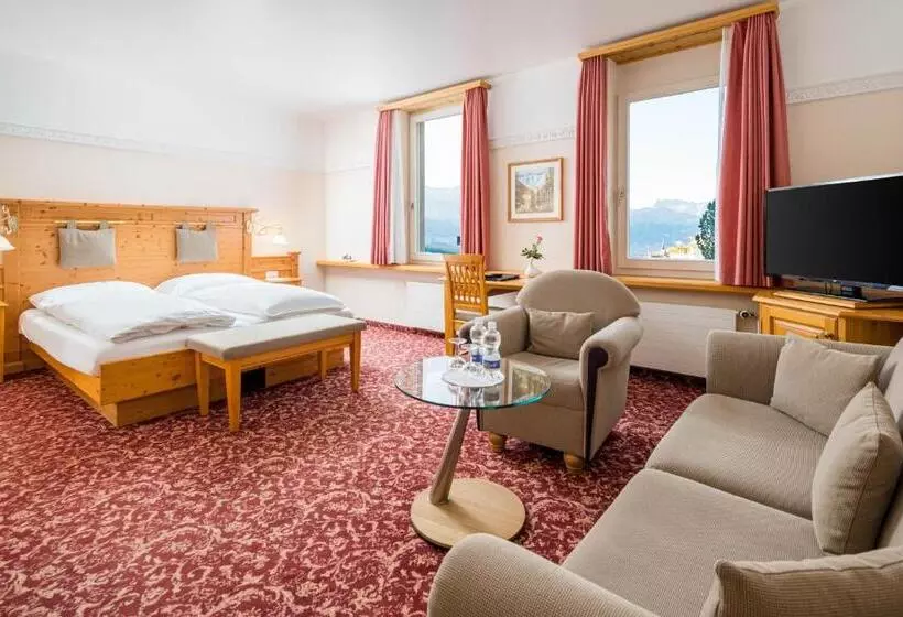 Hotelli Engadinerhof Superior