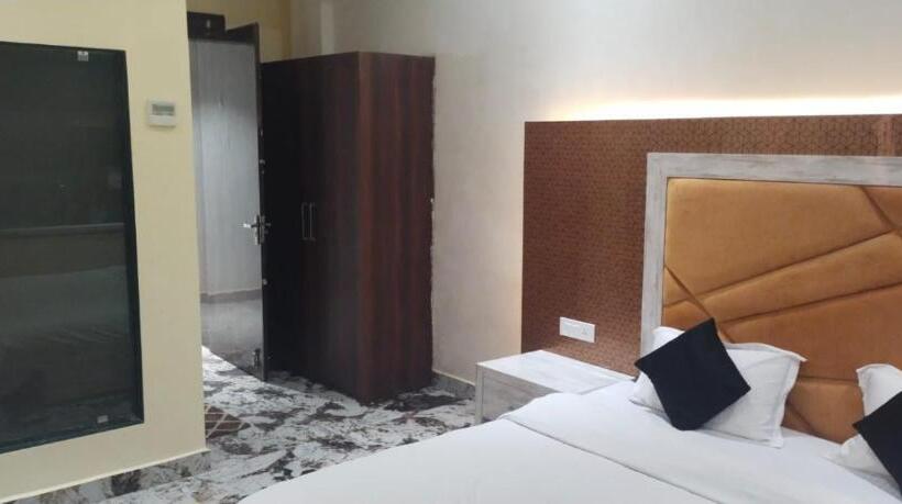 בית מלון כפרי K. J. International