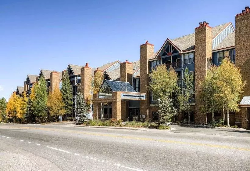 ホテル River Mountain Lodge