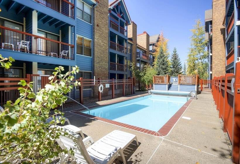 هتل River Mountain Lodge