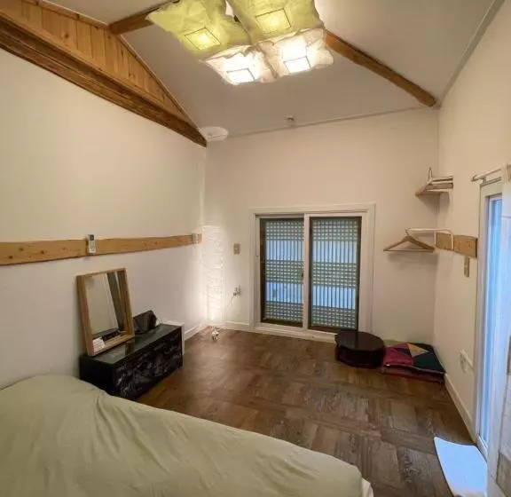 ペンション Eoulim House