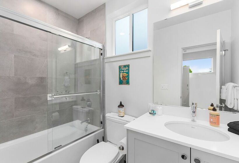 پانسیون Jabba S Palace