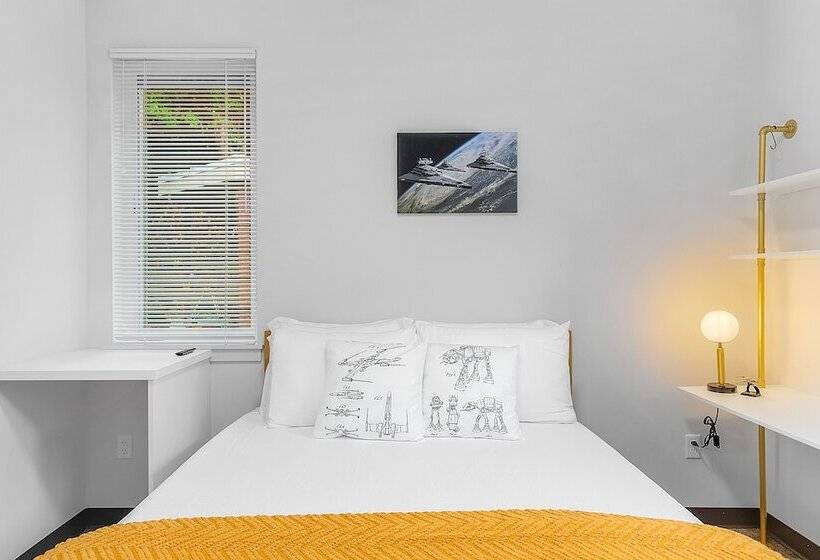 پانسیون Jabba S Palace