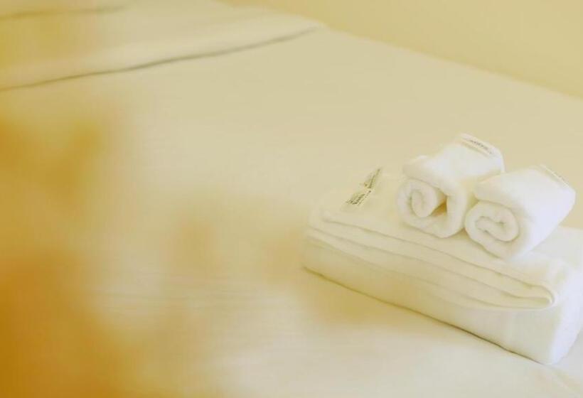 Pension Kiwi S Homestay & Cafe