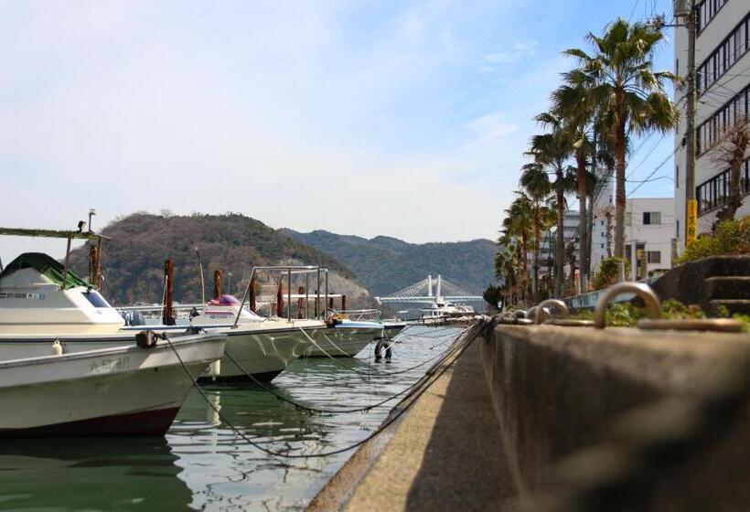 بنسيون The English Clubゲストハウス