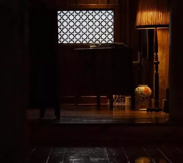 Majatalo You Ran Tai