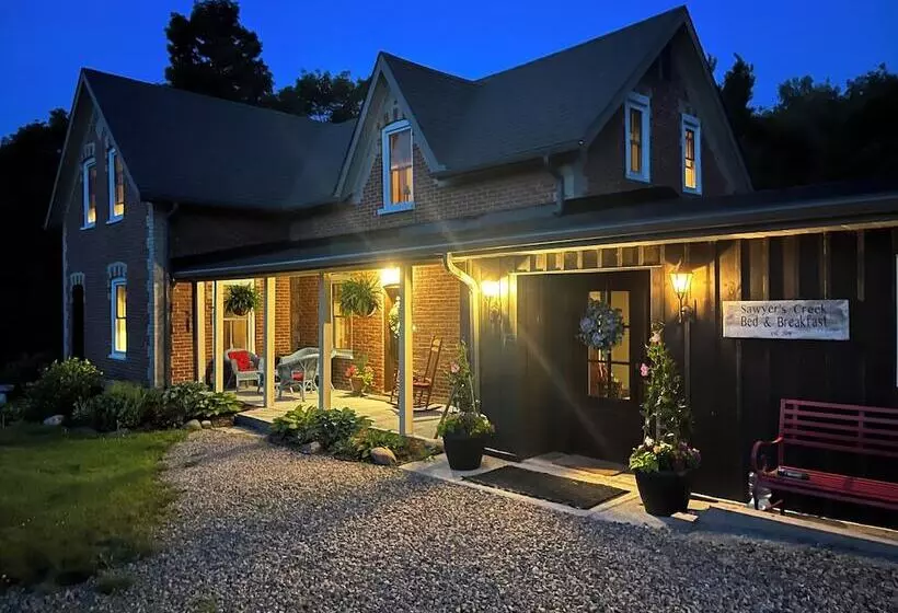 Sawyer S Creek Bed And Breakfast